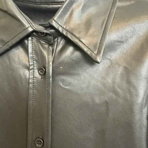 Vegan leather shirt - Picture 2 of 5